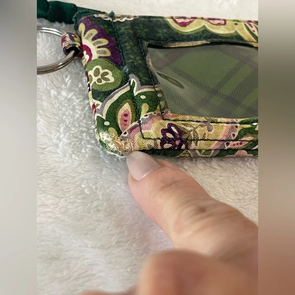 Vera Bradley Retired Rare Chelsea Green Zip Around Wallet card holder